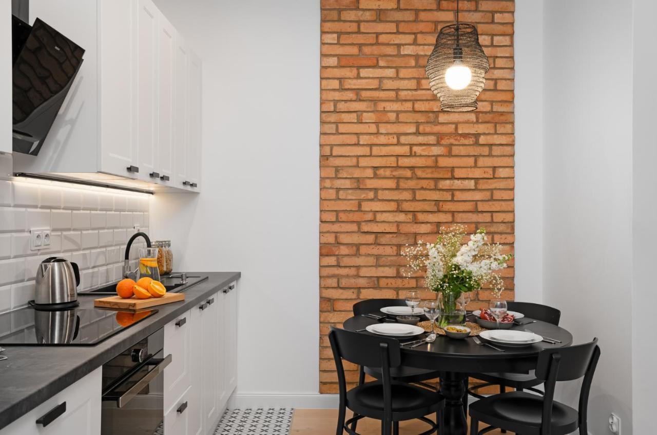 Oomph 2 Bedroom Warszawa